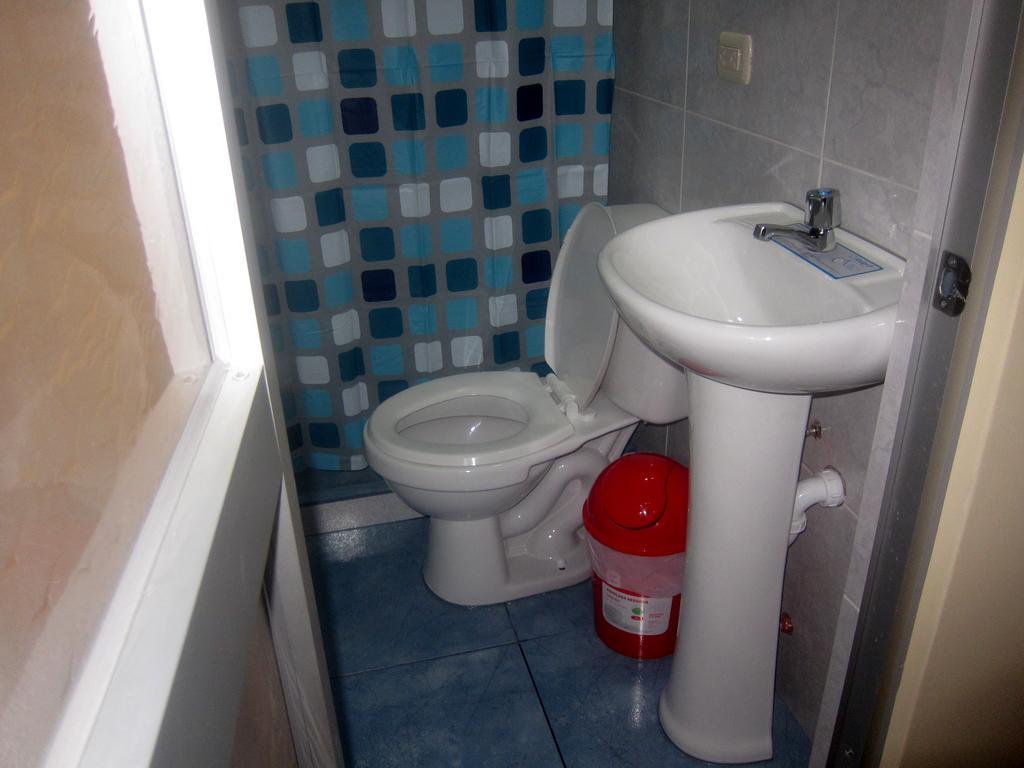 Hostal Kuntur Куско Экстерьер фото